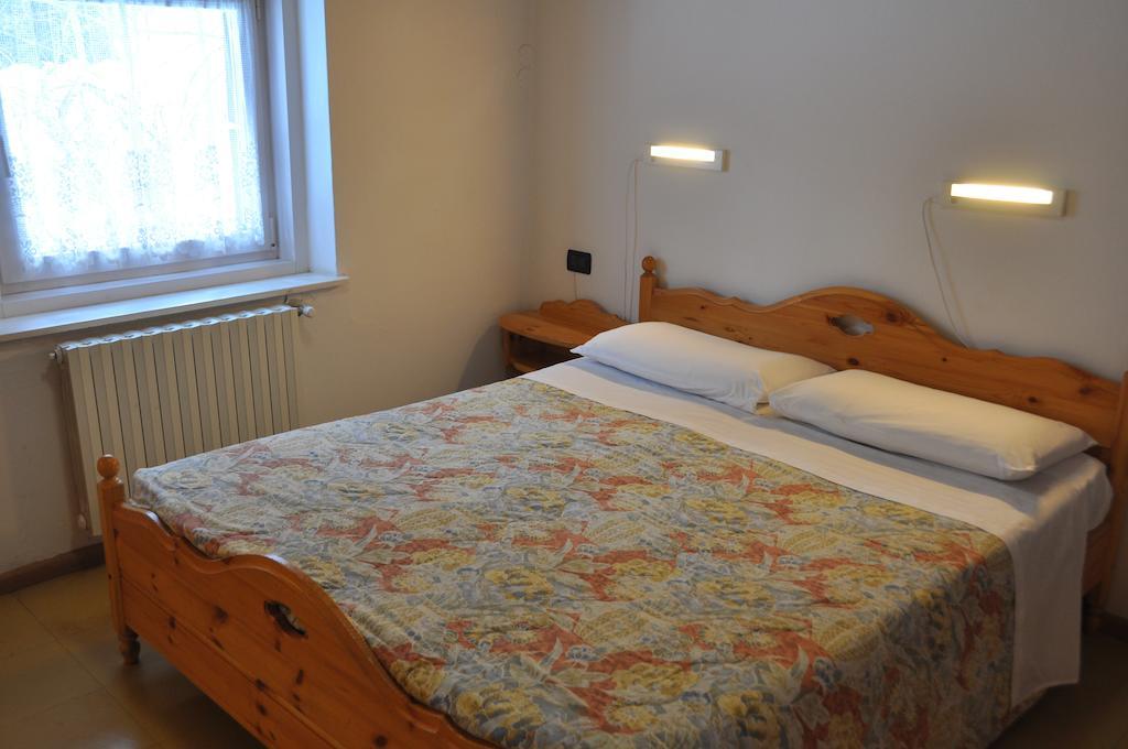 Hotel Casa Alpina Toblach Pokoj fotografie