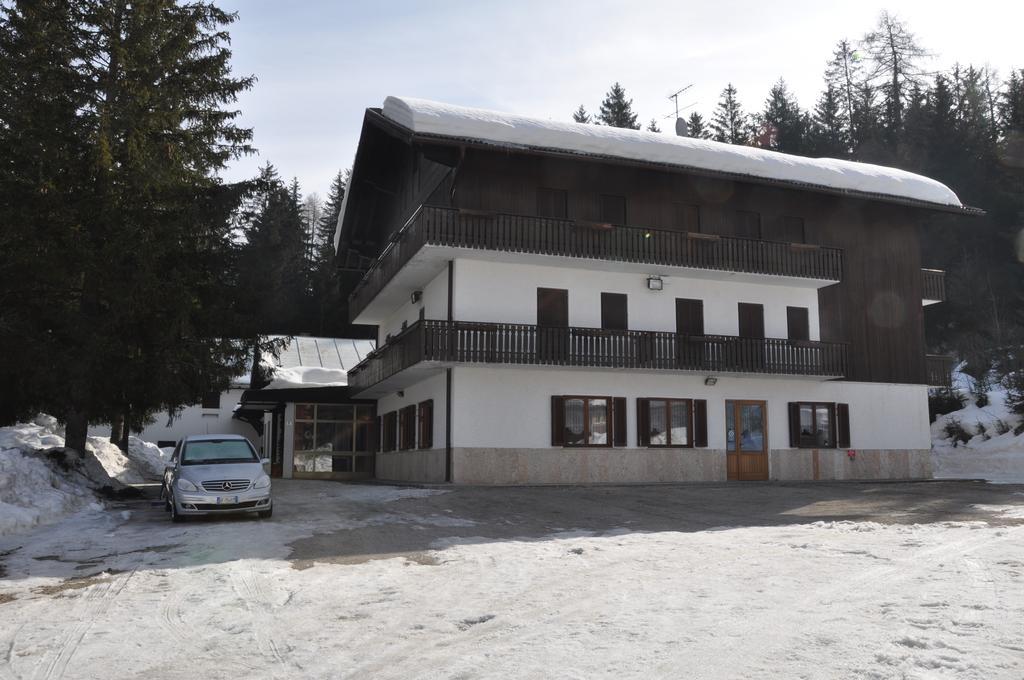 Hotel Casa Alpina Toblach Exteriér fotografie